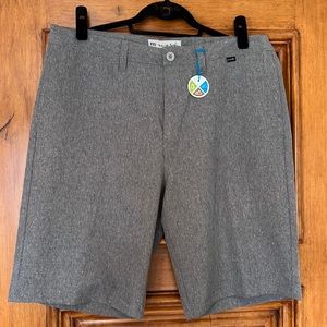 Light grey men’s shorts by Travis Mathew size 36